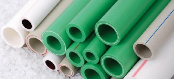 Which sizes of plastic pipes are more popular?